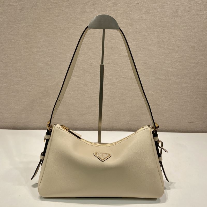 Pra*a hobo bags